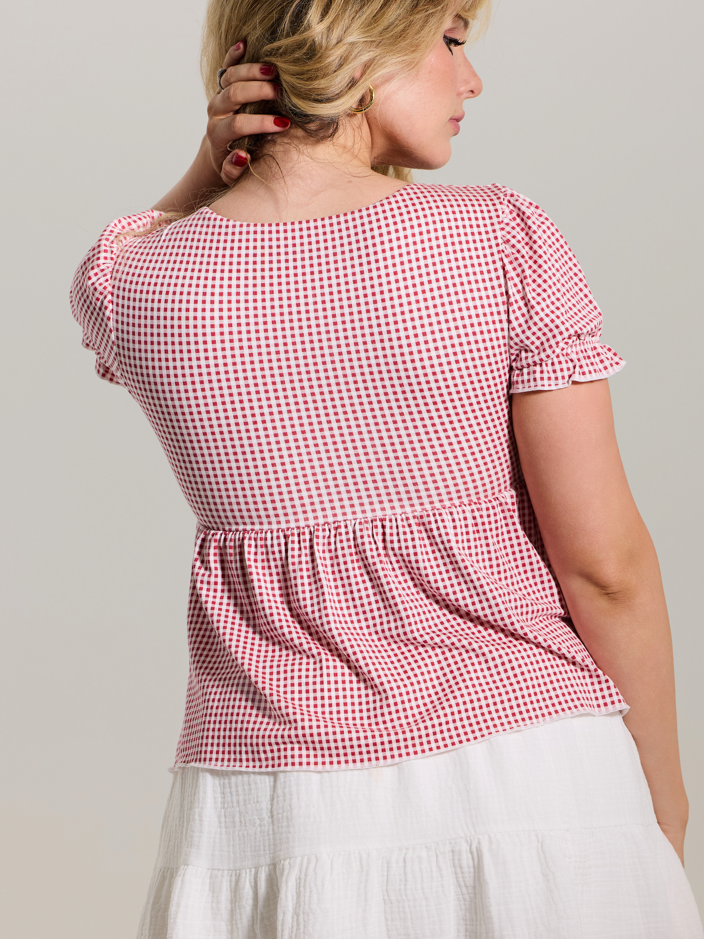 --Red and White Gingham