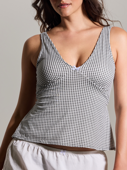 --Black and White Gingham