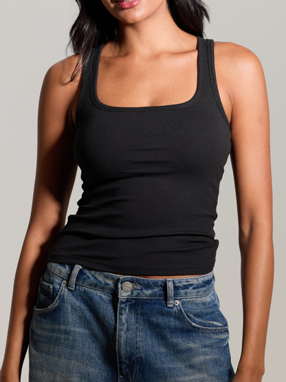 --Black / La modelo mide 1,75 m · talla XS